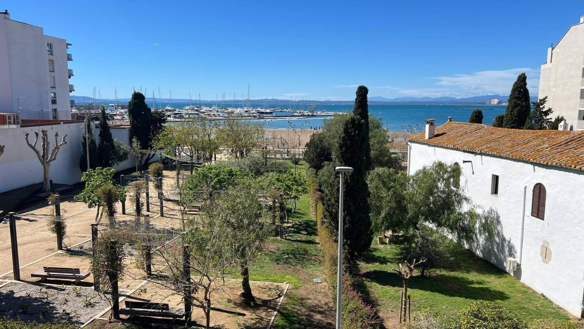 Apartamento Frente Al Mar 罗萨斯 外观 照片