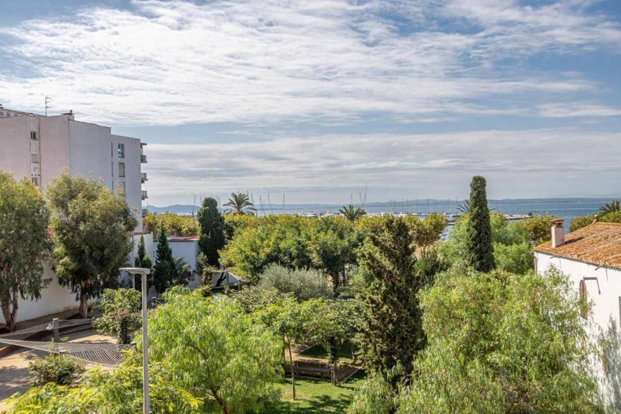 Apartamento Frente Al Mar 罗萨斯 外观 照片