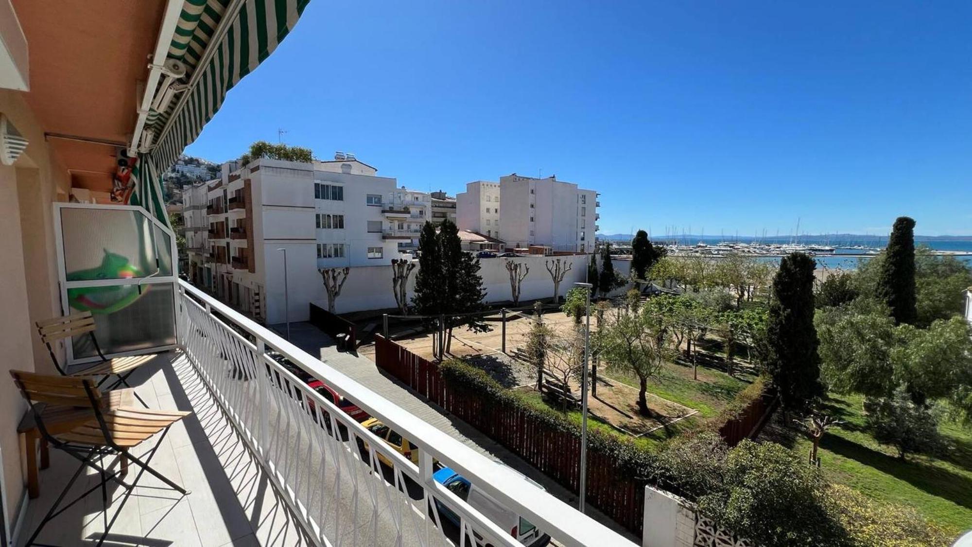 Apartamento Frente Al Mar 罗萨斯 外观 照片