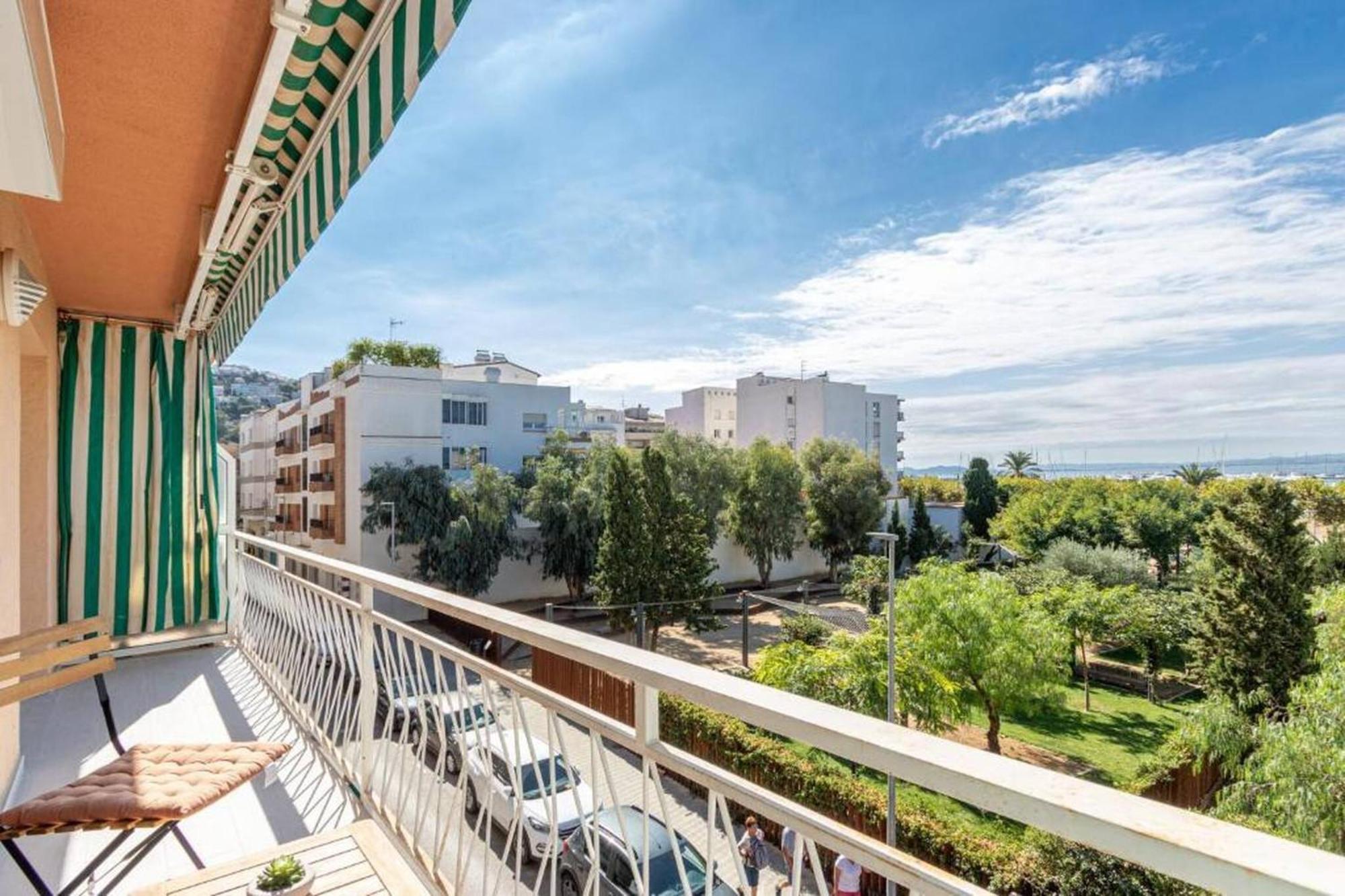 Apartamento Frente Al Mar 罗萨斯 外观 照片